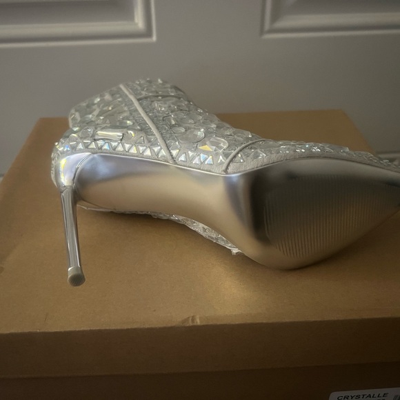 CRYSTALLE RHINESTONES BOOTS by Steve Madden - Picture 3 of 8